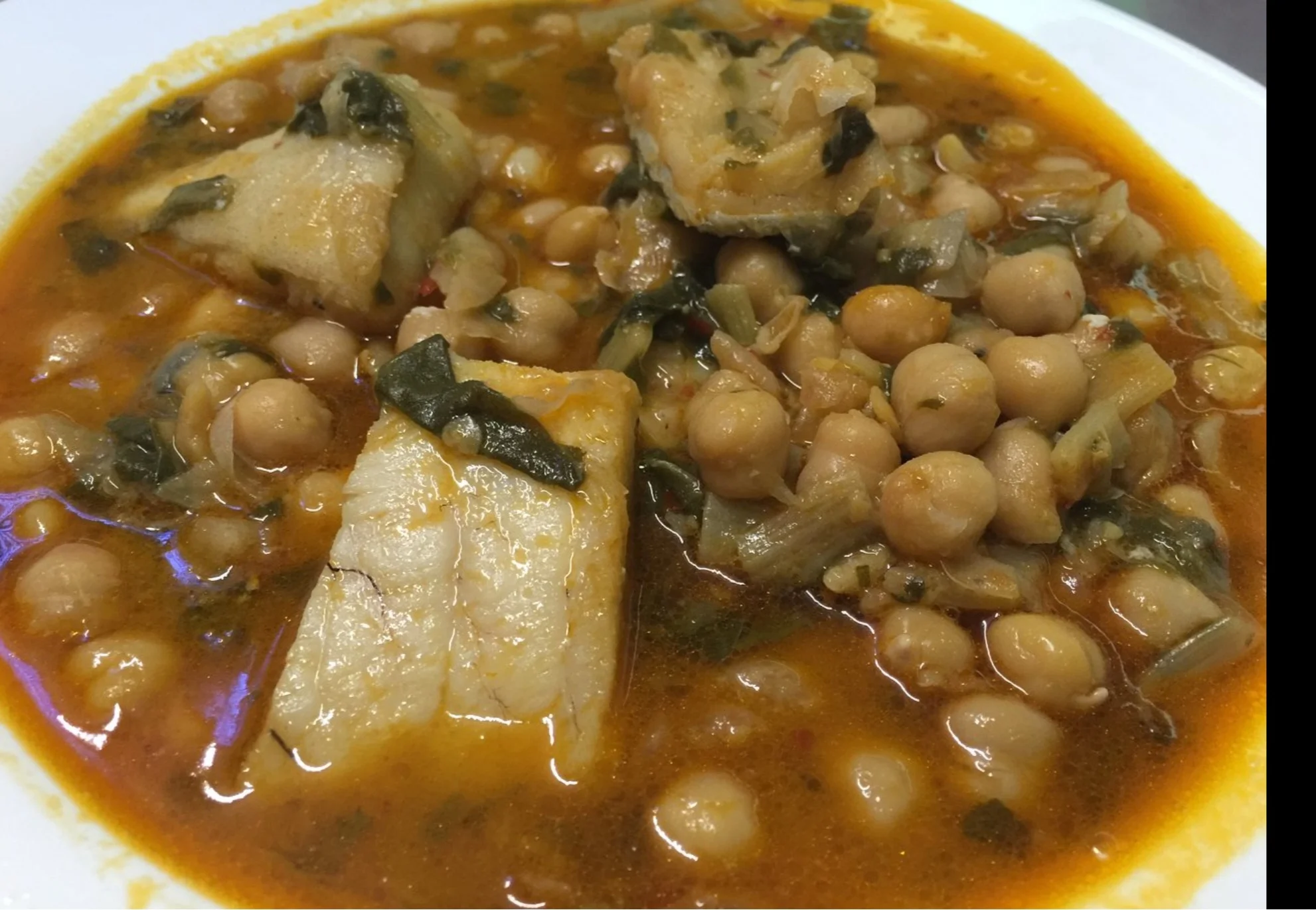 garbanzos con bacalao y espinacas