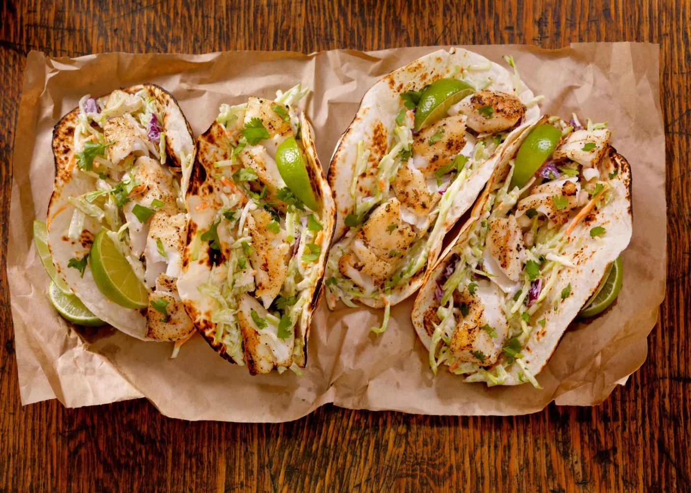 "Tacos de bacalao con crema de aguacate: el combo perfecto para tus papilas gustativas"