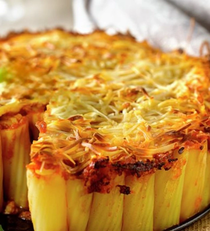 Pastel de Macarrones Relleno de Pollo y Trufa